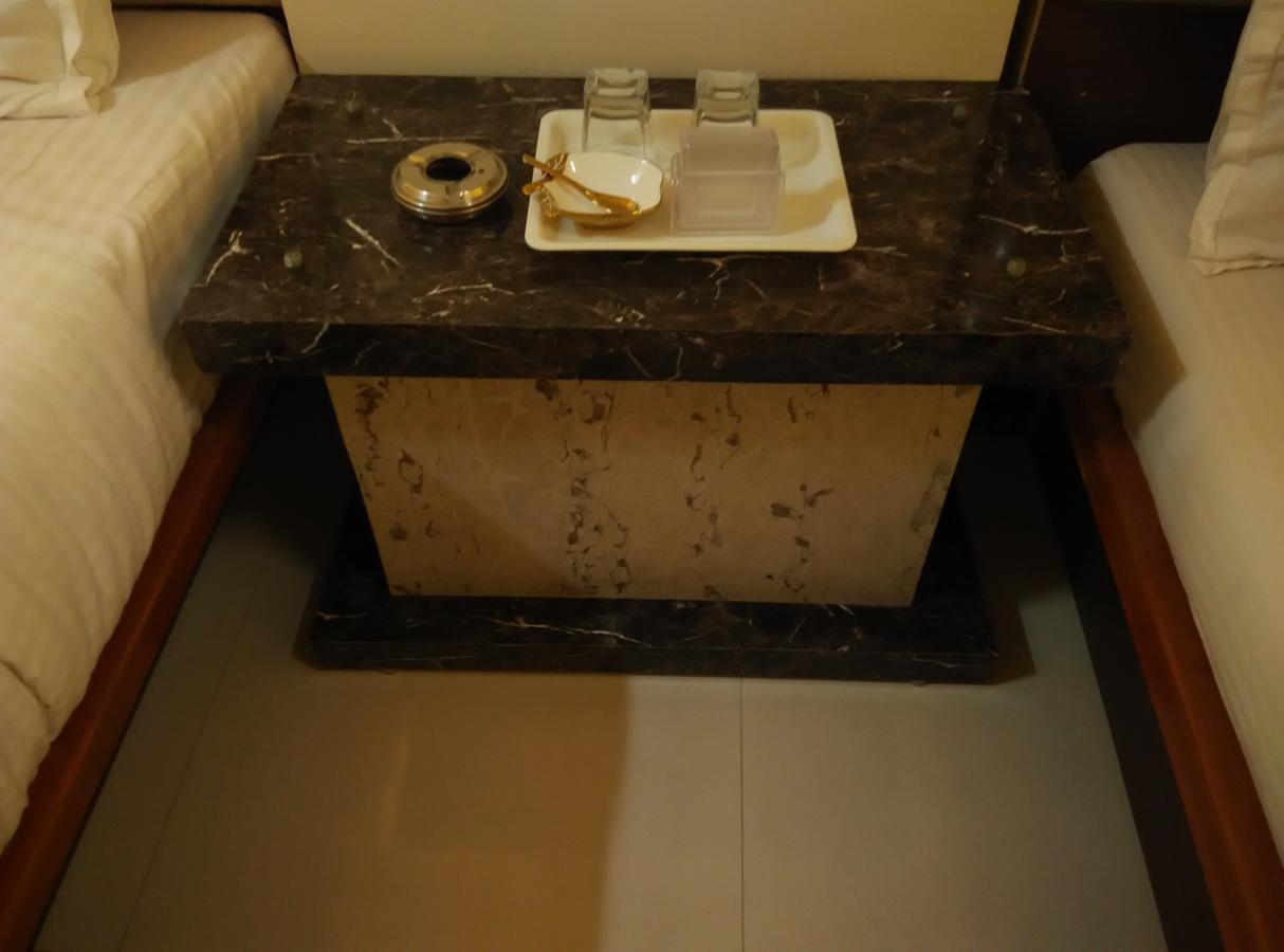 Hotel Silver Castle Mumbai Ngoại thất bức ảnh
