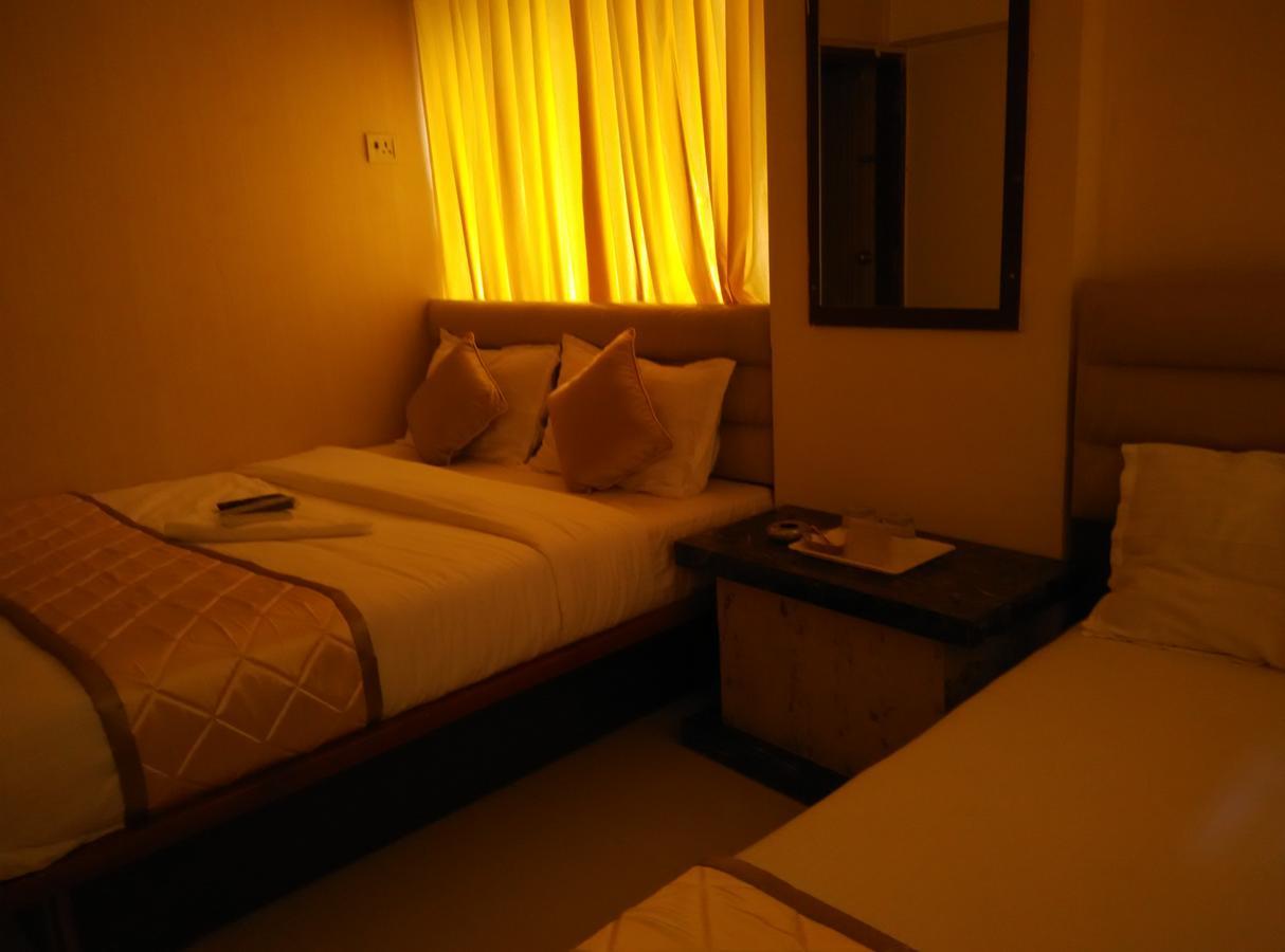 Hotel Silver Castle Mumbai Ngoại thất bức ảnh