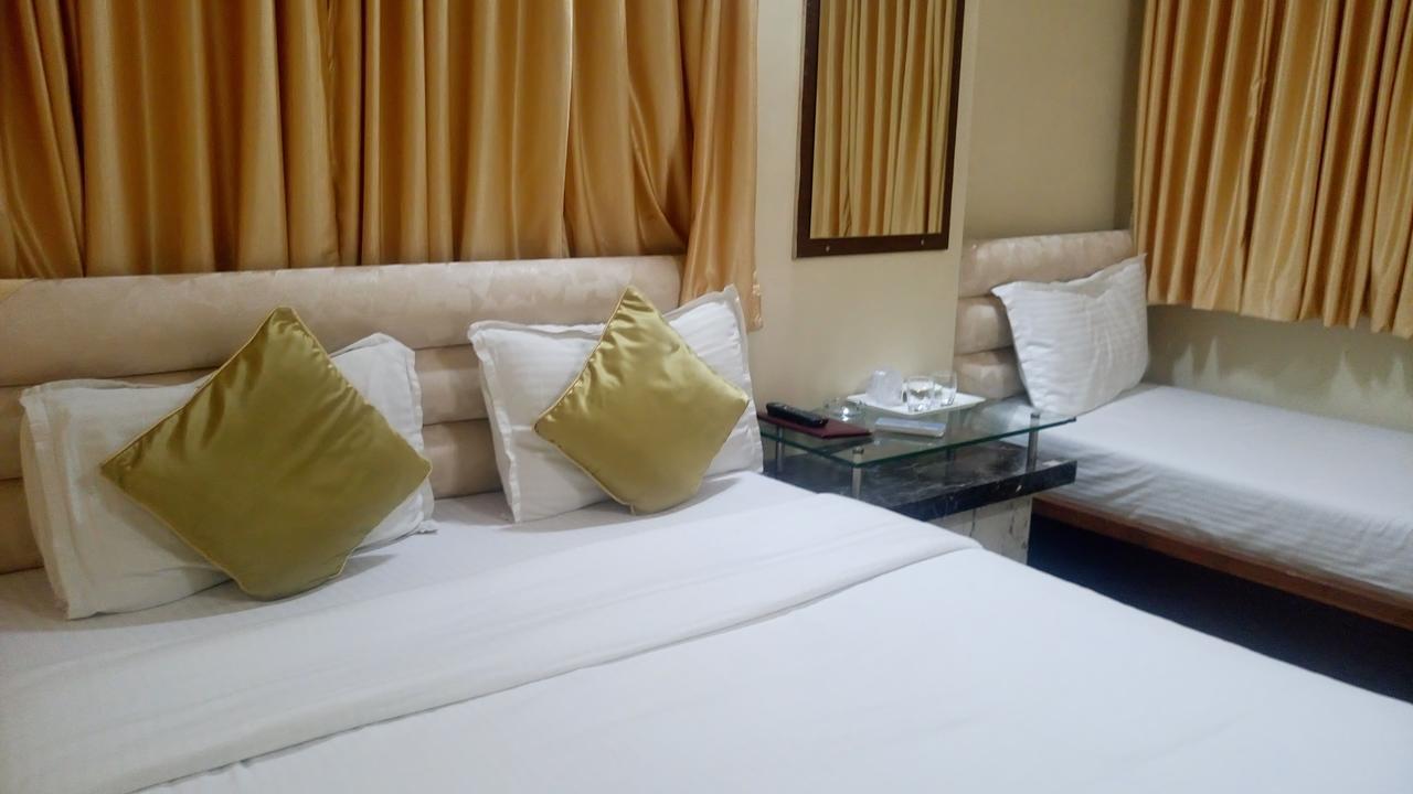 Hotel Silver Castle Mumbai Ngoại thất bức ảnh